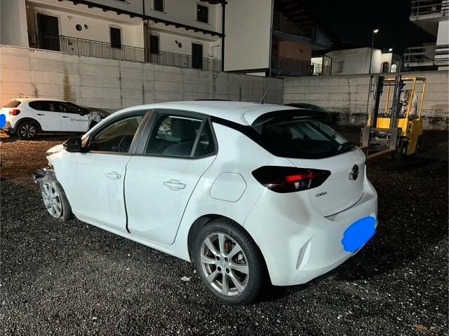 Opel Corsa 1.5 D 100 CV Edition incidentata