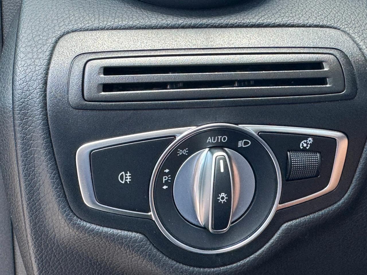 Mercedes-benz GLC 300 GLC 300 e 4Matic Plug-in hybrid Coupé Premium