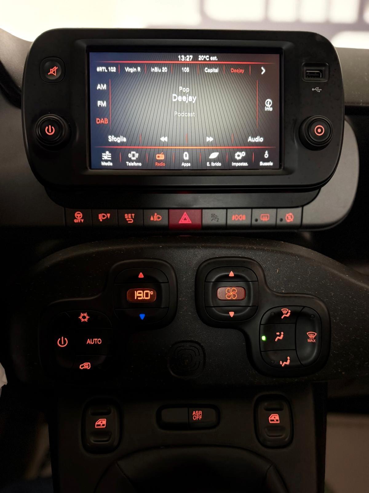 Fiat Panda Cross 1.0 Hybrid