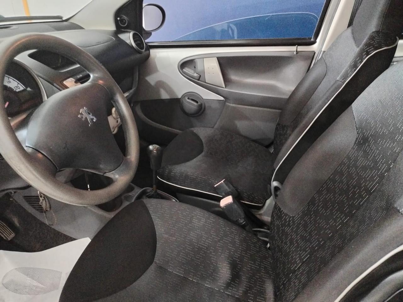 Peugeot 107 1.0 68CV 5p. Plaisir