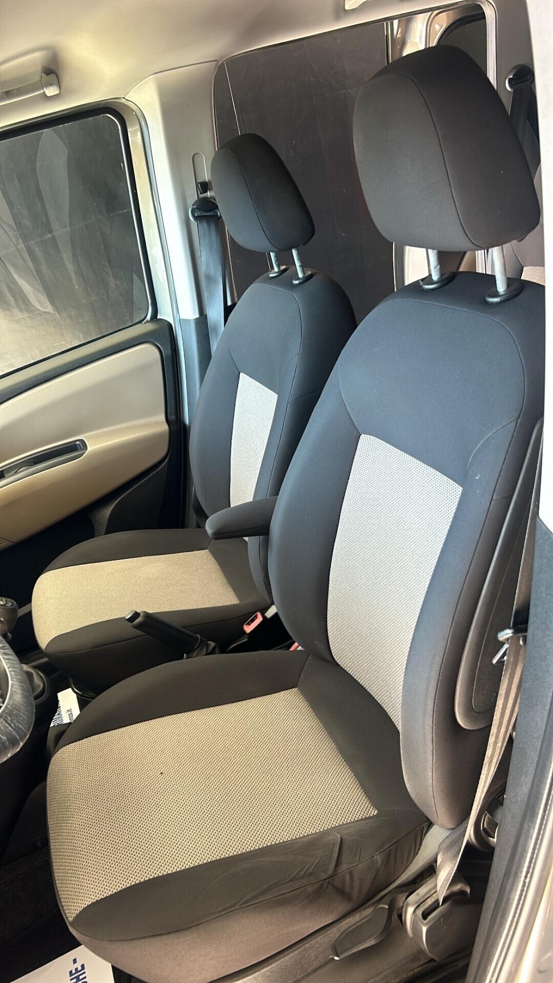 Opel Combo 1.4 Turbo EcoM 120cv Cosmo 2013