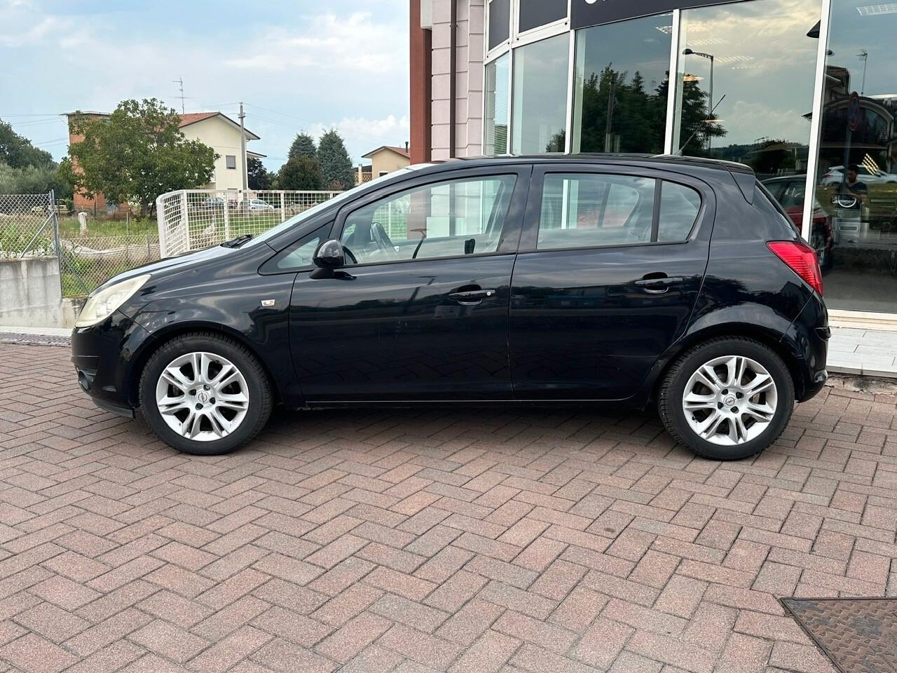 Opel Corsa 1.2 Cosmo *NEOPATENTATI