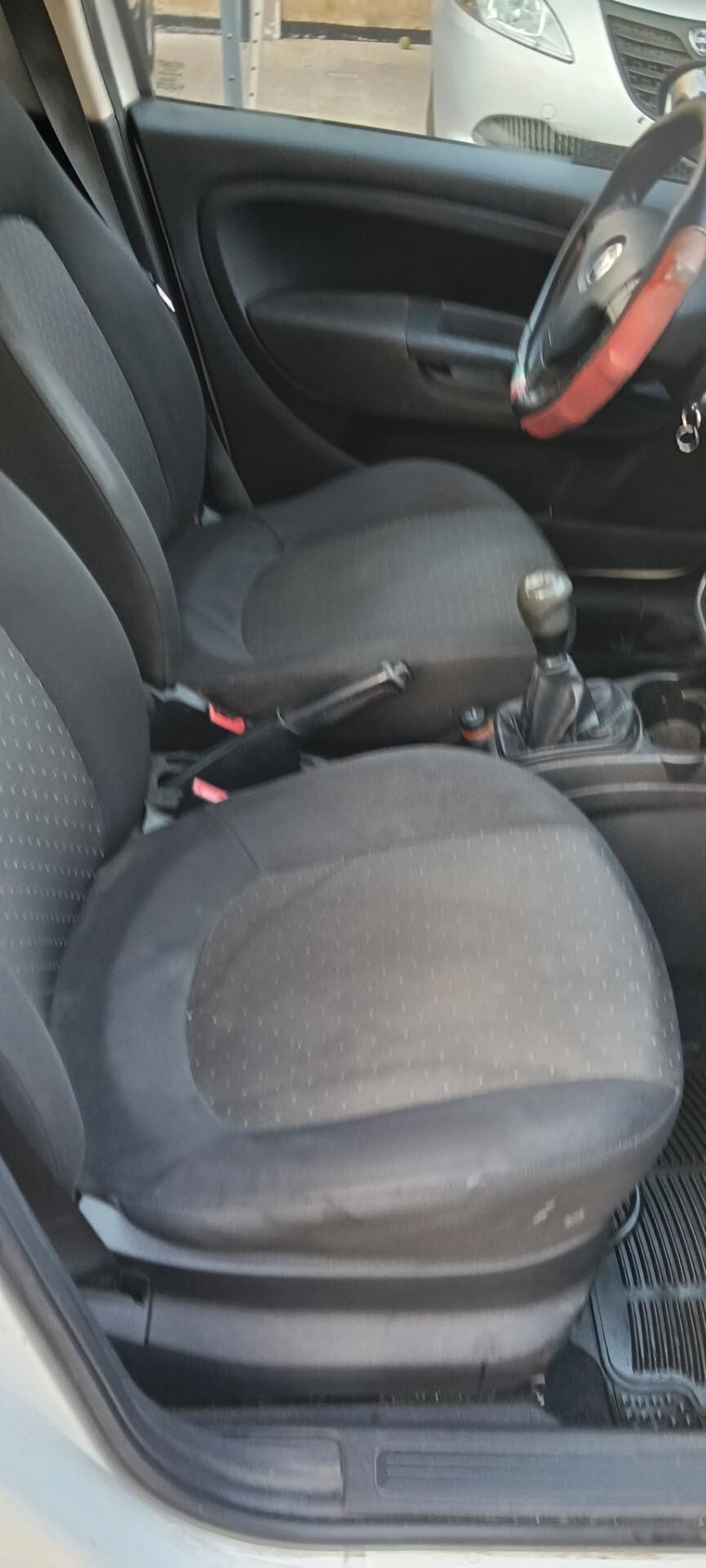 Fiat Grande Punto 1.3 MJT 75 CV 3 porte Dynamic