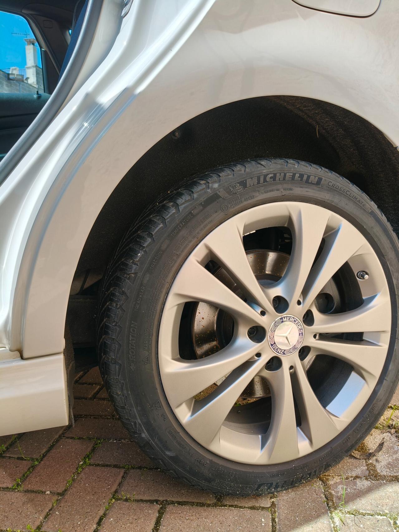 Mercedes-benz B 200 d Automatic 4Matic Executive