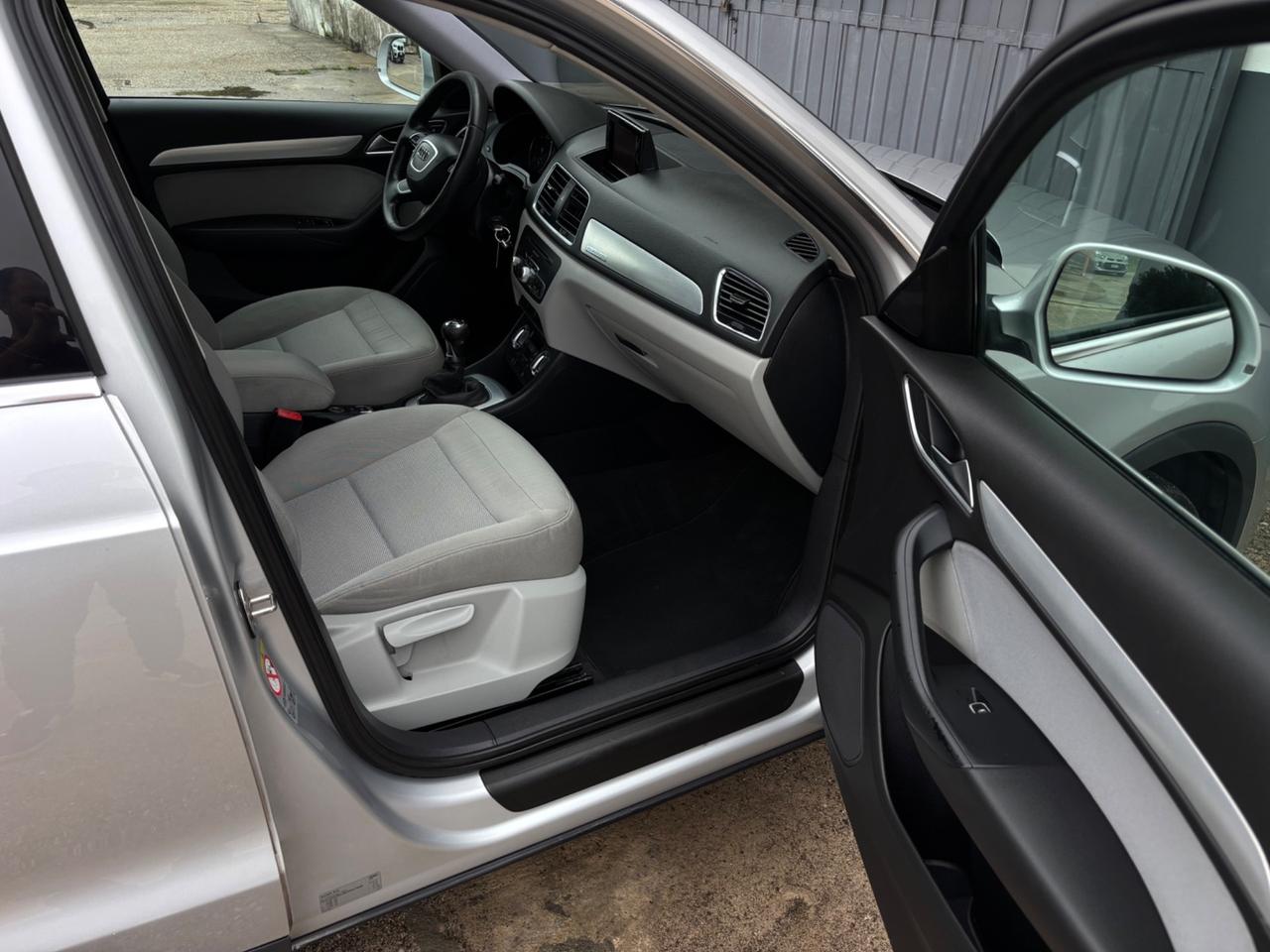 Audi Q3 2.0 TDI quattro. Garanzia 12 mesi