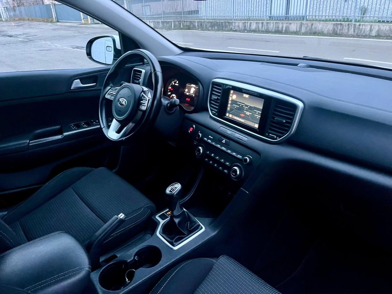 Kia Sportage 1.6CRDI 2019 125.000km autocarro 5posti perfetta