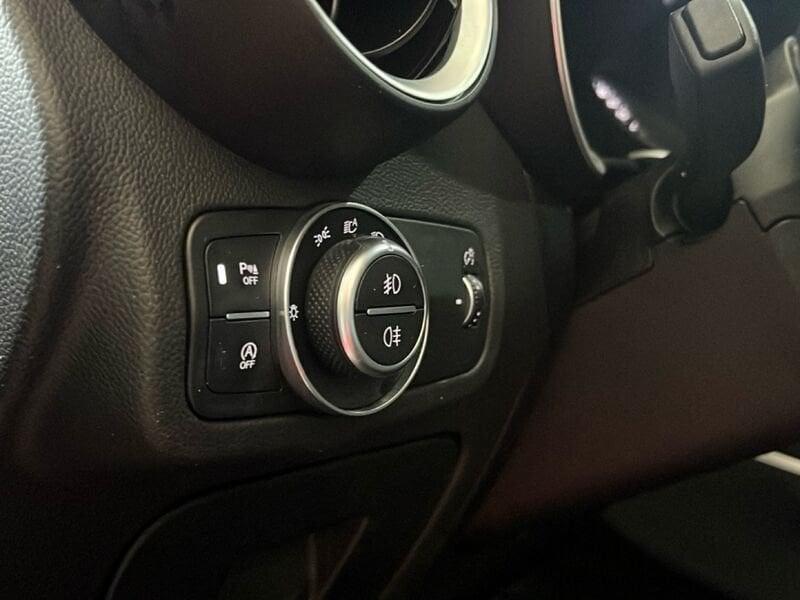 Alfa Romeo Stelvio 2.2 Turbodiesel 160 CV AT8 RWD Super Business