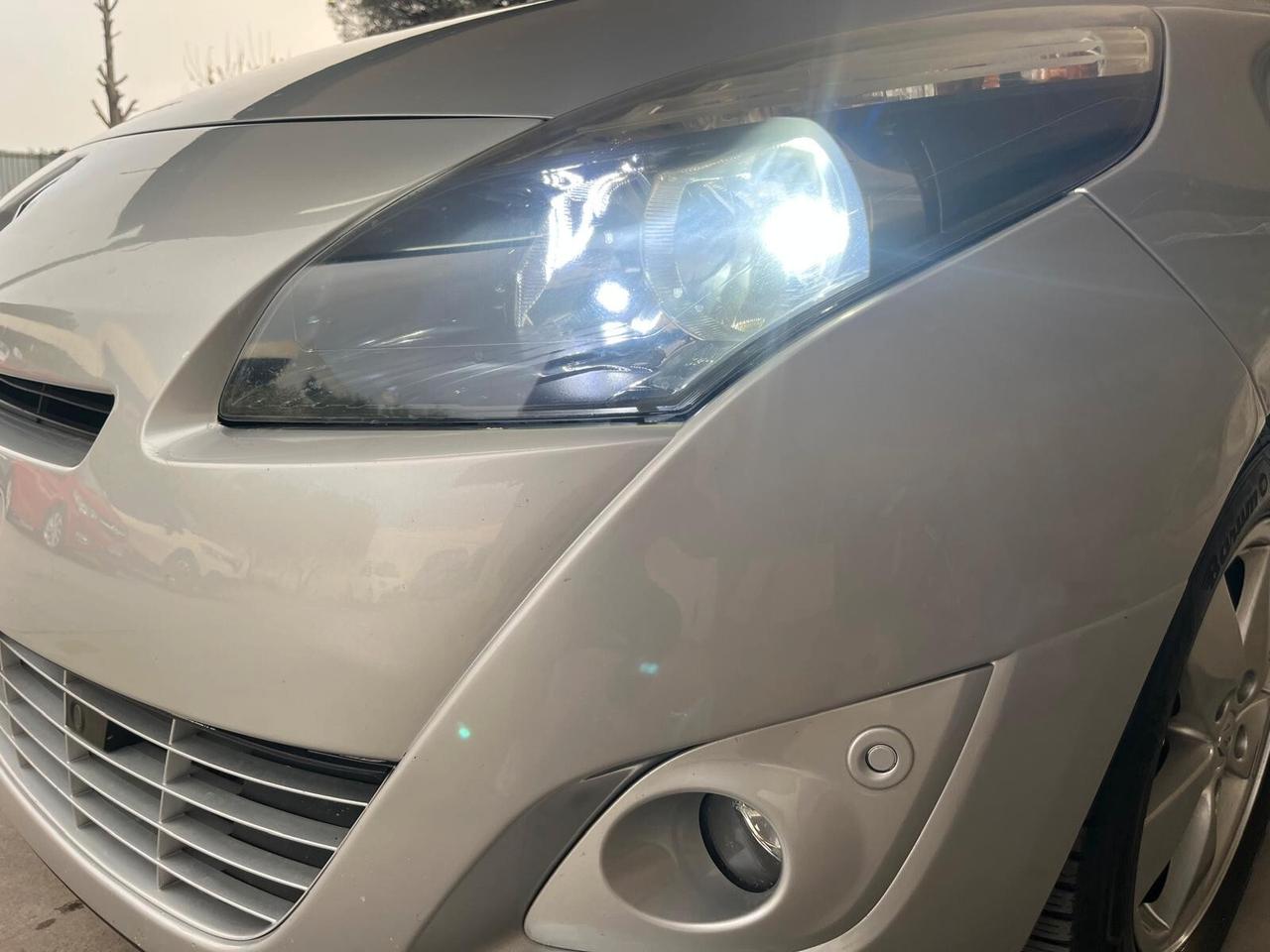 Renault Scénic X-Mod 1.5 dCi 110 7 POSTI Luxe