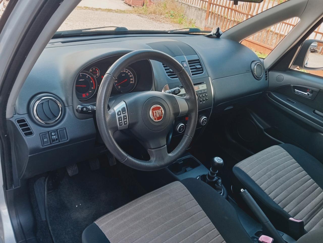Fiat Sedici 2.0 MJT 16V DPF 4x4 Experience
