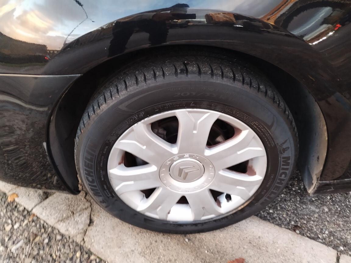 Citroen C4 1.4 benzina 2009 km 155000 CONSEGNA CON TAGLIANDO E DISTRIBUZIONE