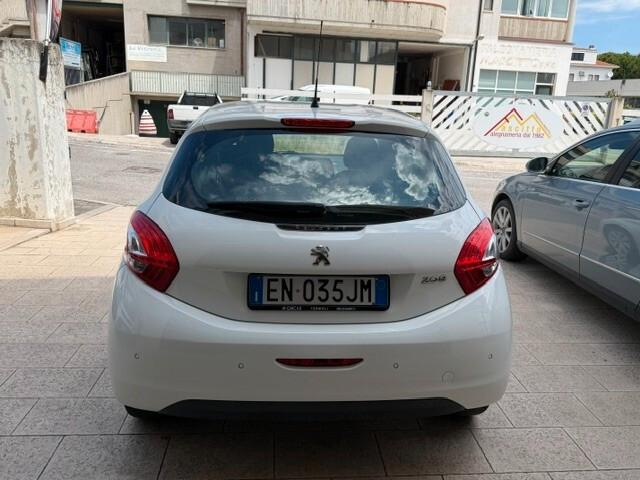 Peugeot 208 1.2 VTi 82 CV 5 porte Allure