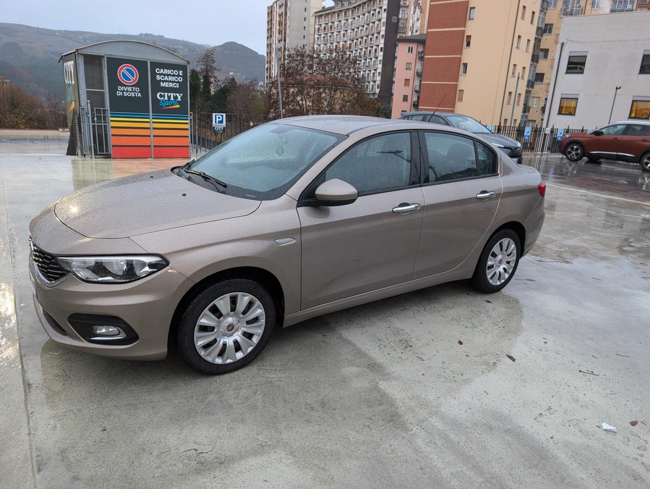 Fiat Tipo 1.6 Mjt 4 porte Lounge