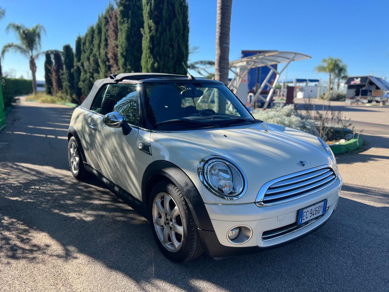 Mini Cooper Cabrio (90kw)