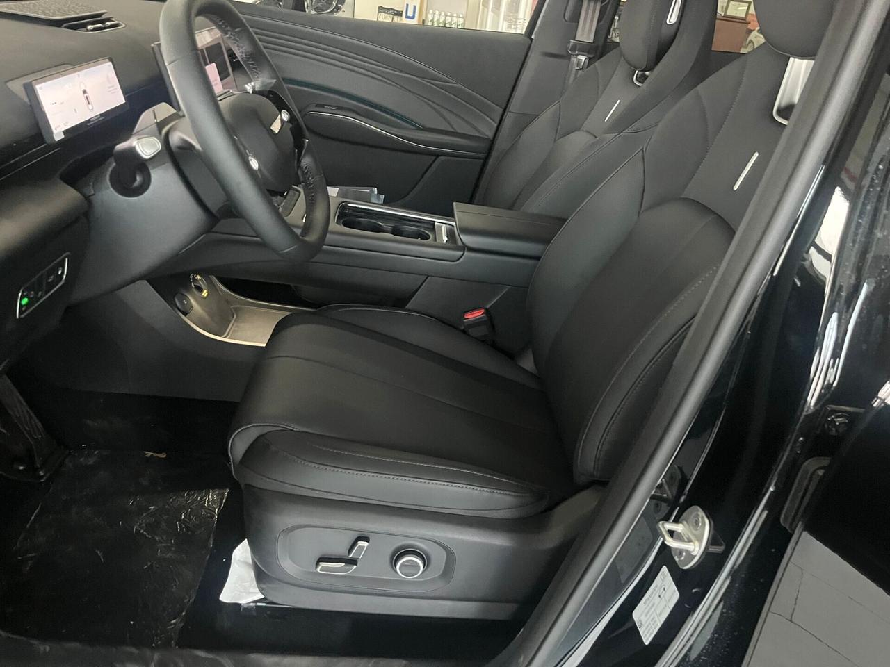 Omoda 7 PURE SHS - P IBRIDA PLUG IN