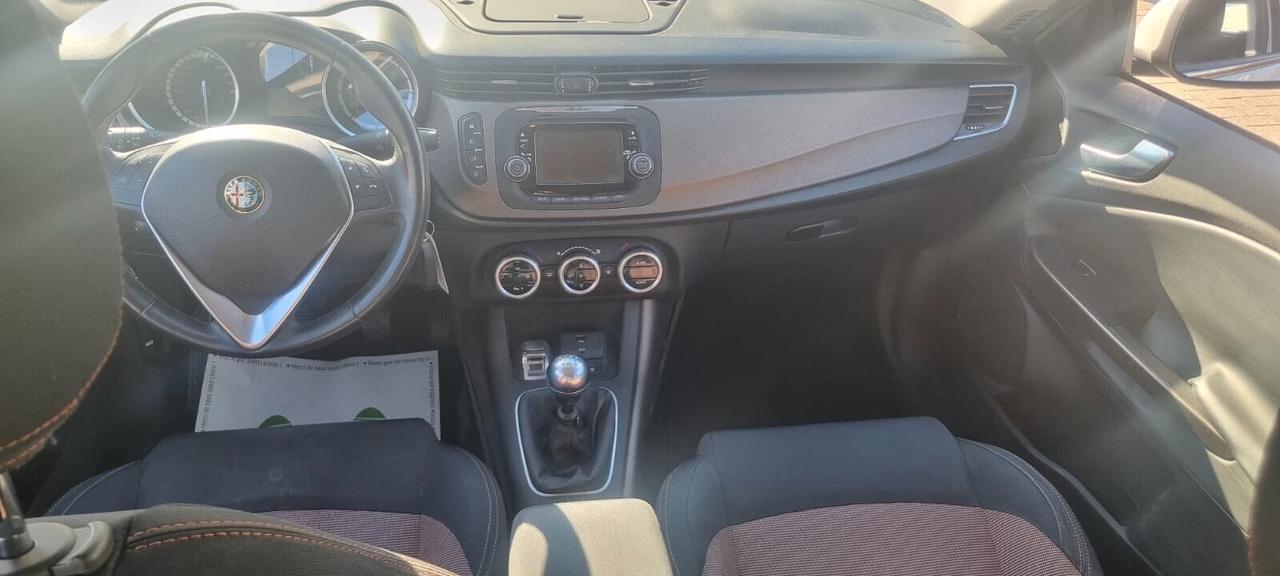 Alfa Romeo Giulietta 1.6 JTDm-2 105 CV Exclusive