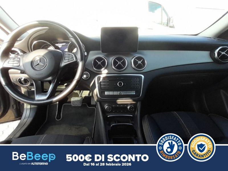 Mercedes-Benz GLA 200 D SPORT 4MATIC AUTO