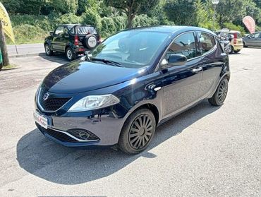 LANCIA Ypsilon 1.2 69 CV 5 porte Gold *ok neopatentati*