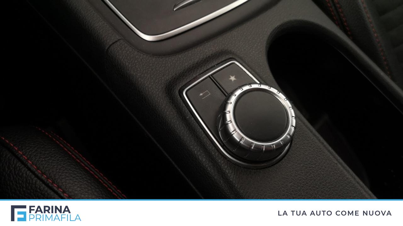 Mercedes-Benz GLA - X156 - GLA 220 d Premium 4matic auto