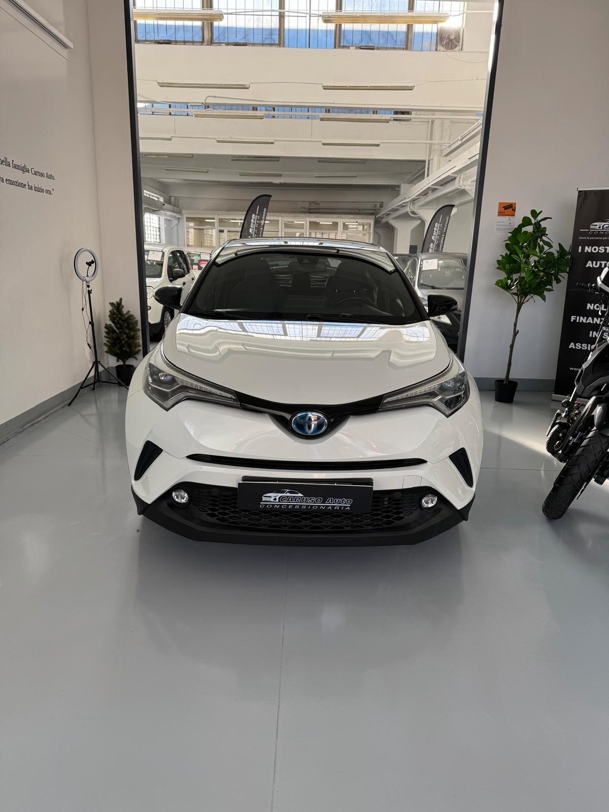 Toyota C-HR 1.8 Hybrid E-CVT Trend