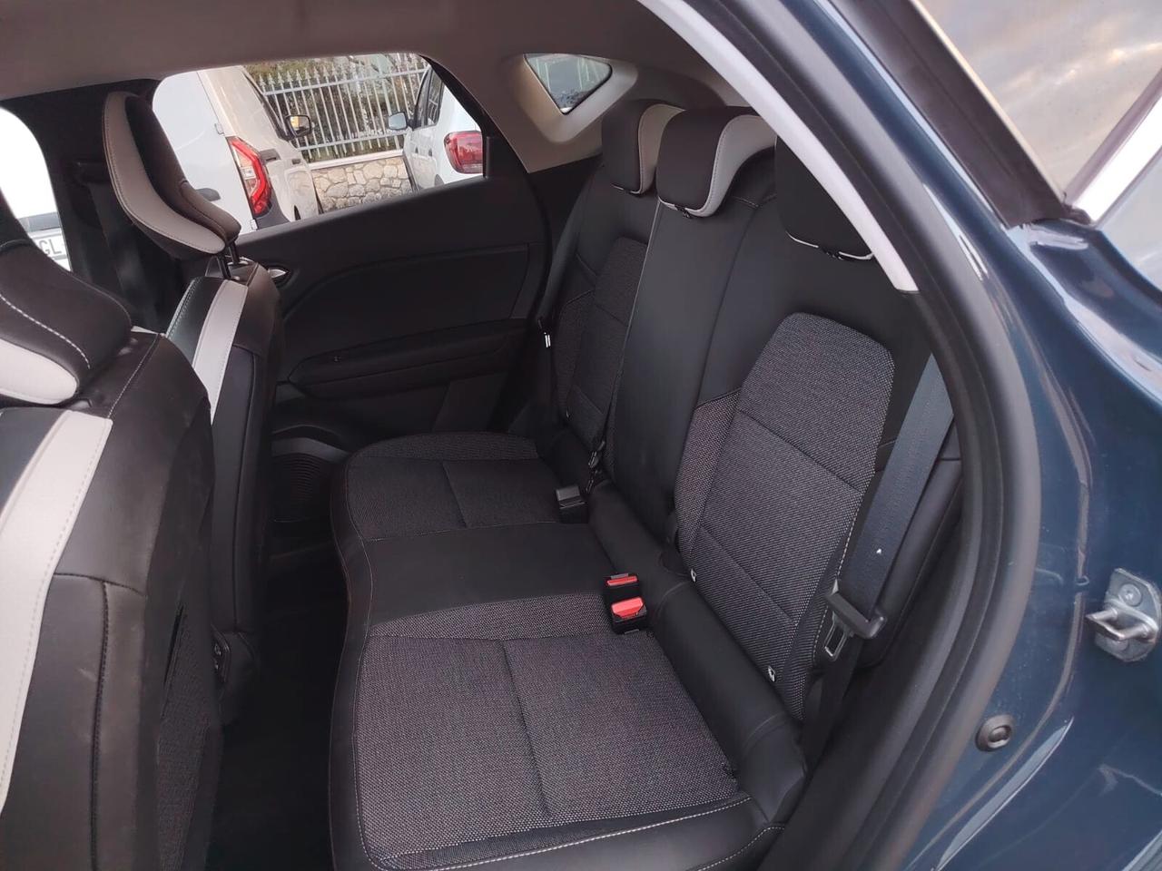 Renault Captur Full Hybrid E-Tech 145 CV Equilibre