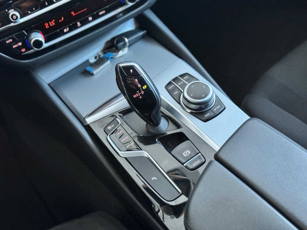 Bmw 520d xDrive Sport 190cv Line