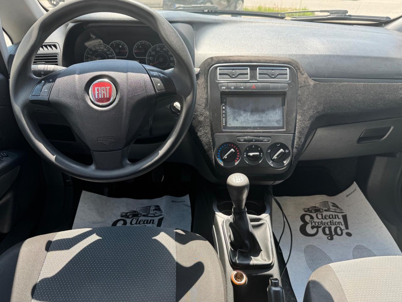 Fiat Punto 1.3 MJT 75 CV 5 porte Street GARANZIA