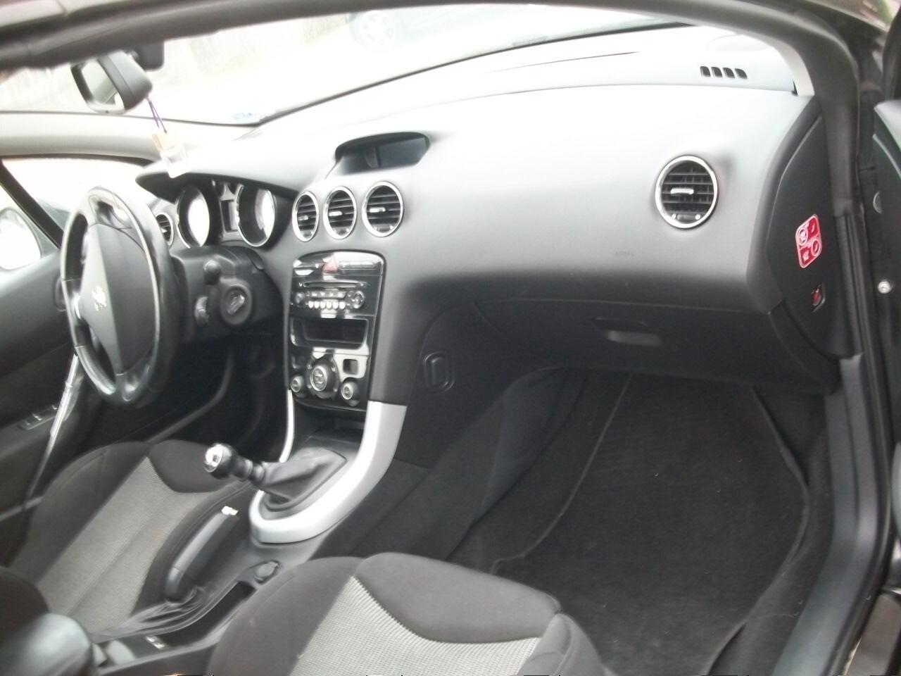 Peugeot 308 1.6 e-HDi 112CV Stop&Start CC Allure CAPRIO NERA 06 MARCE GARANZIA UN ANNO