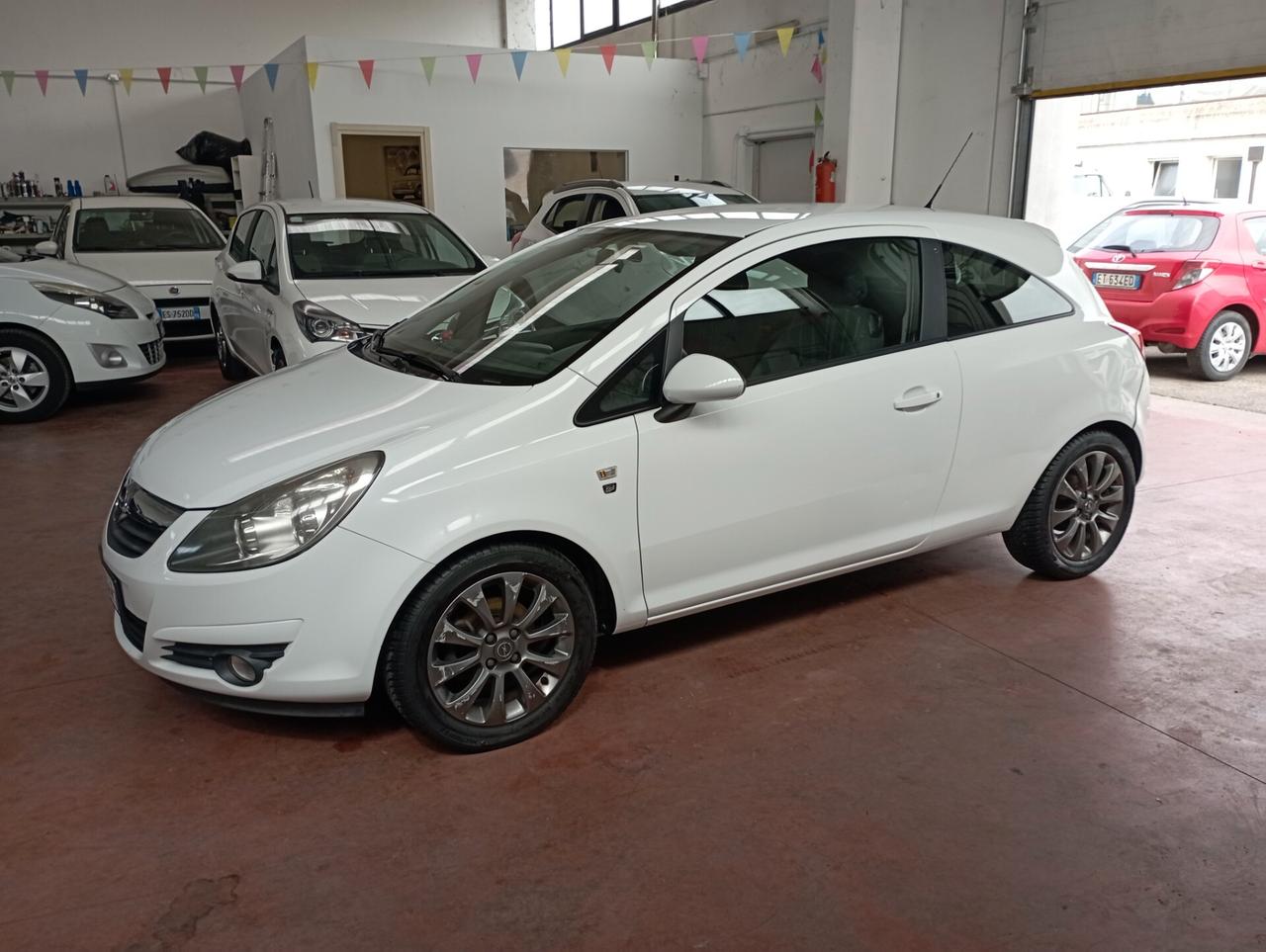 Opel Corsa 1.2 3 porte Club