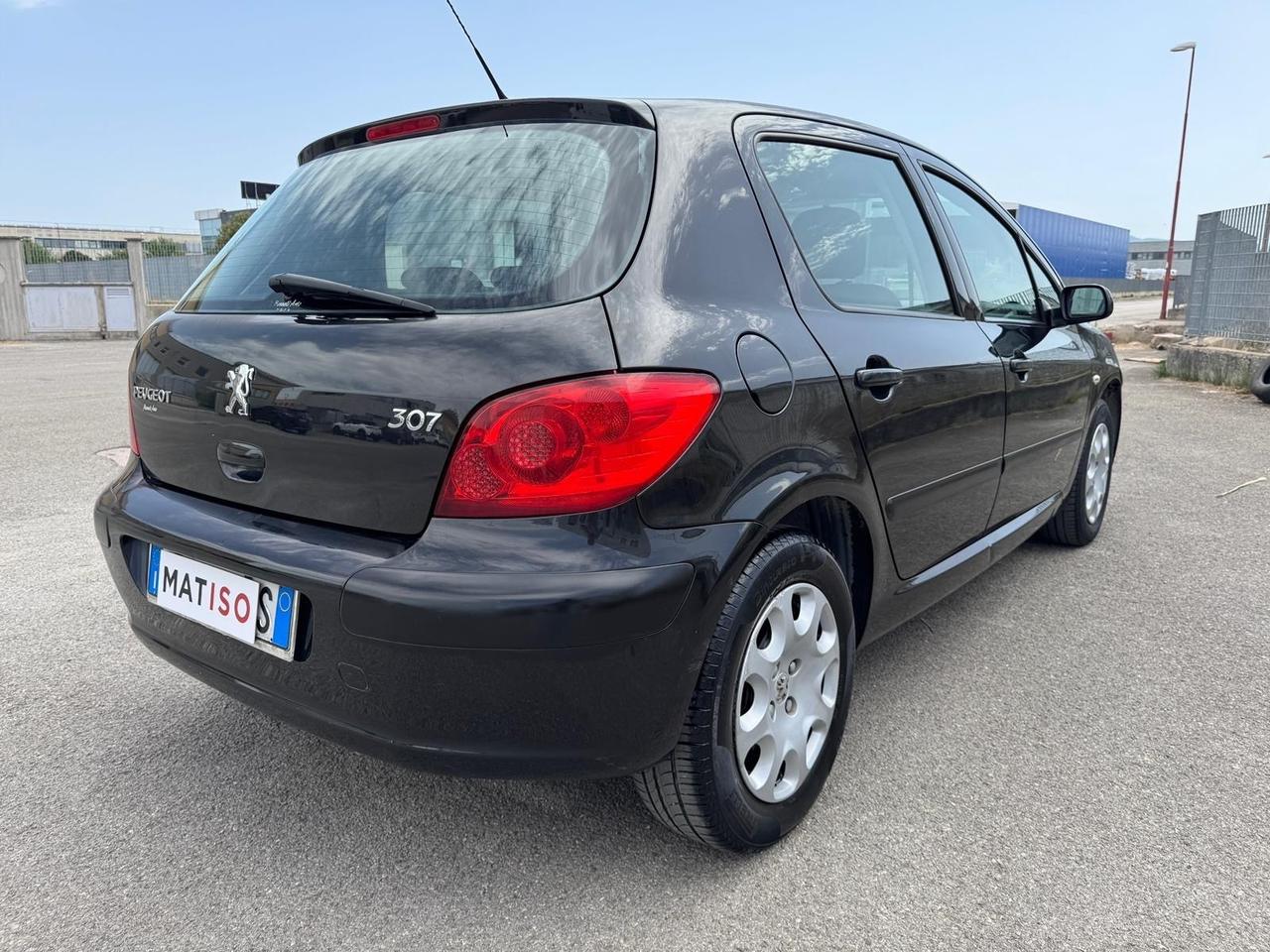Peugeot 307 1.4 16V 5p. 143000 km