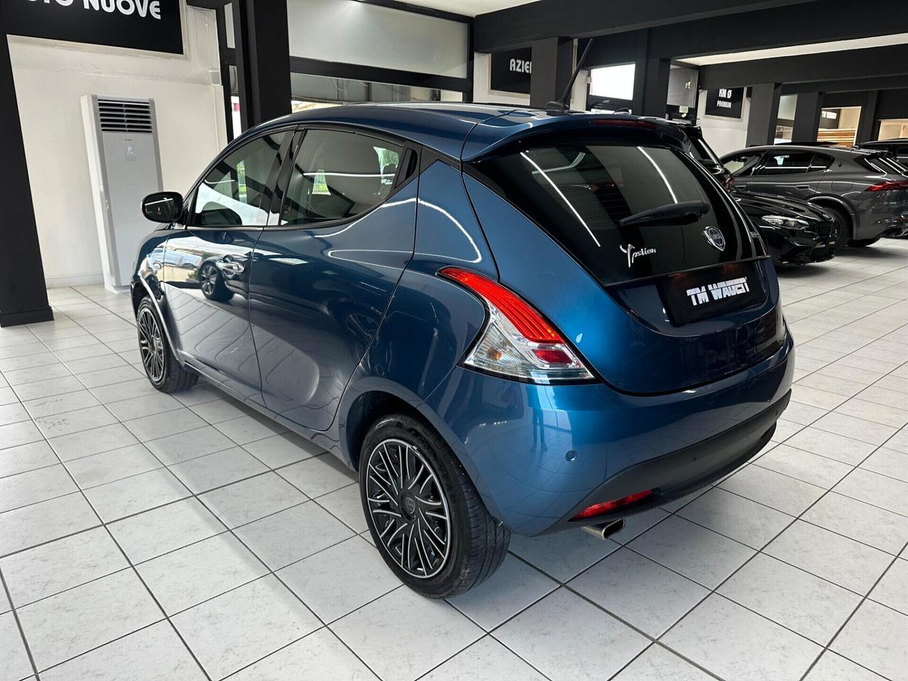 Lancia Ypsilon 1.0 firefly hybrid Gold s -IVA ESPOSTA