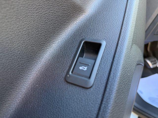 AUDI Q3 S LINE STRA-FULL TETTO GARANZIA