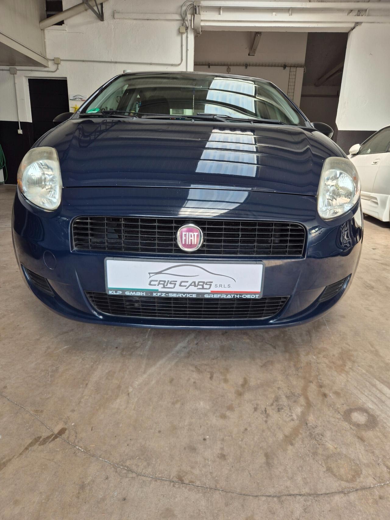 Fiat Punto 1.2 8V 5 porte Lounge benzina neo patentati