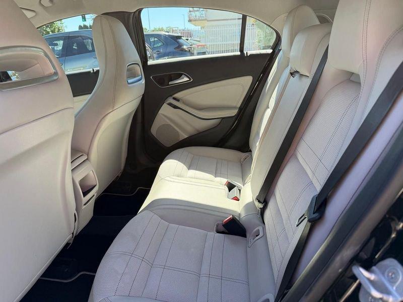 Mercedes-Benz Classe A 200 d Automatic Sport, RETROCAMERA