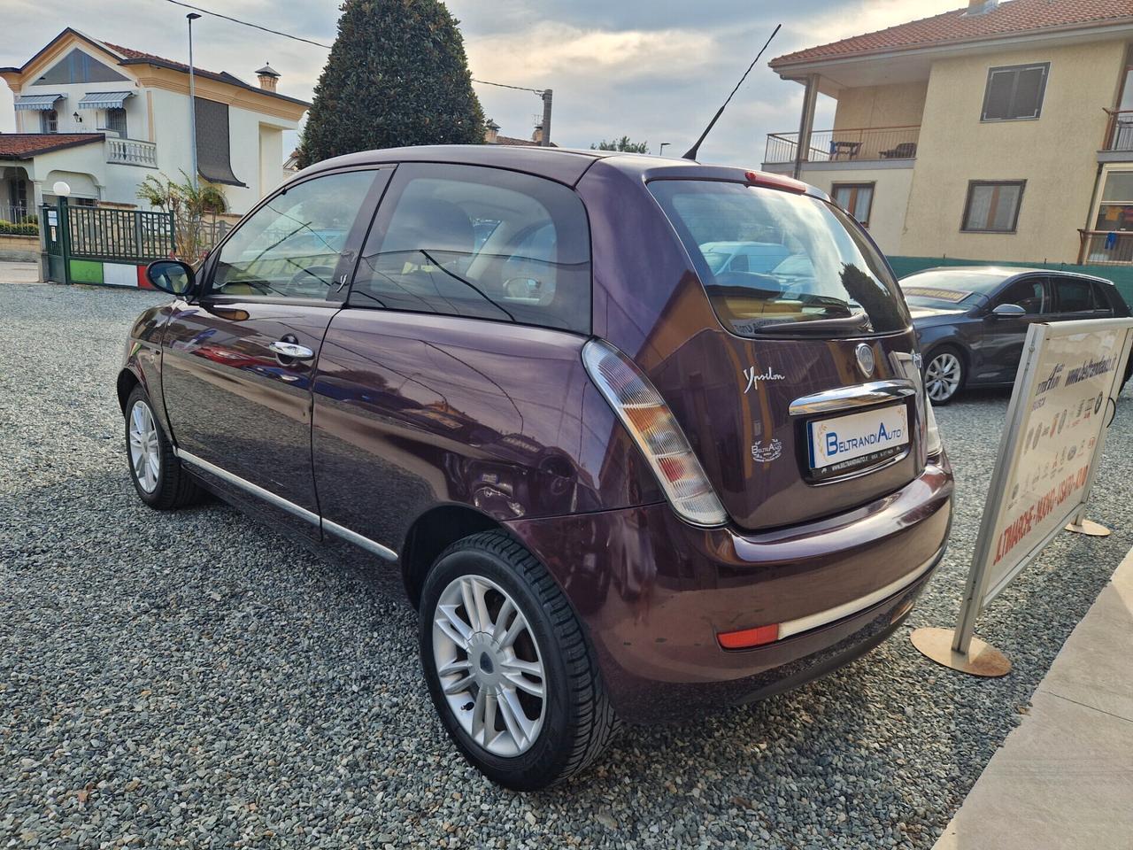 Lancia Ypsilon MJT 1.3 75 CV Prontissima!