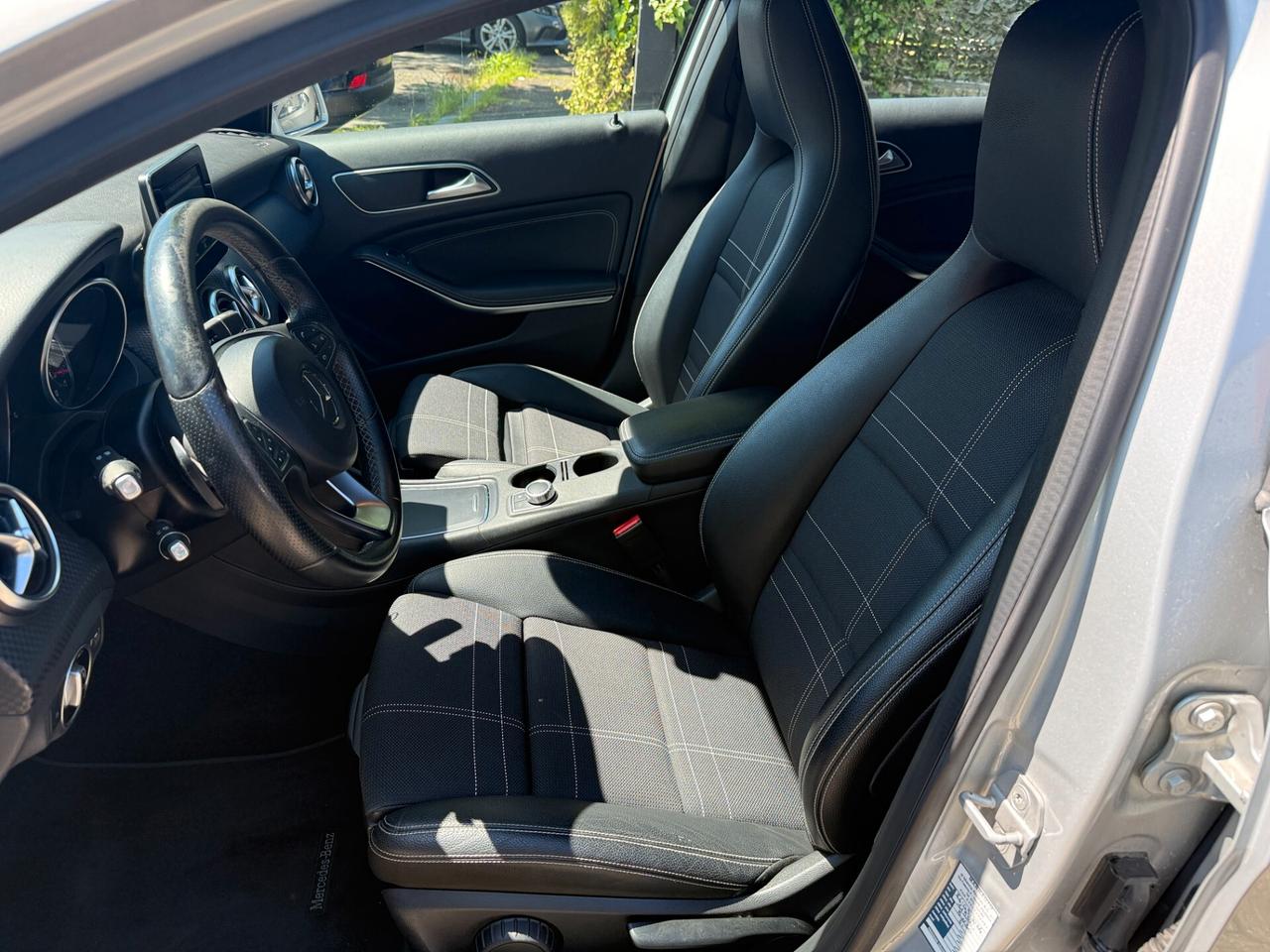 Mercedes-benz A 180 A 180 d Automatic Premium