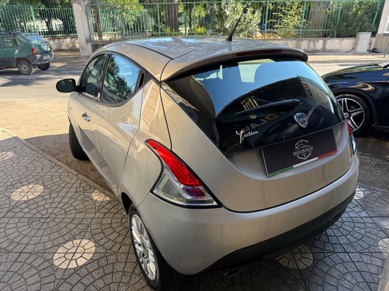 Lancia Ypsilon 1.2 69 CV 5 porte GPL Ecochic Gold