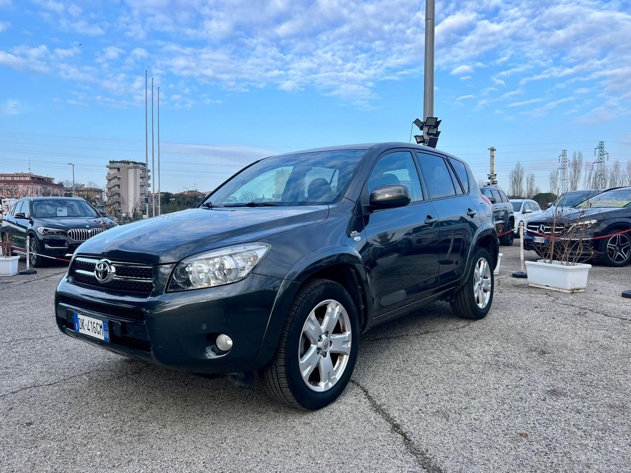 Toyota RAV 4 Crossover 2.2 D-4D 177 CV Luxury