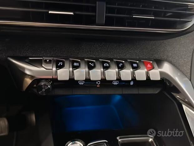 Peugeot 3008 Hybrid 225 e-EAT8 GT