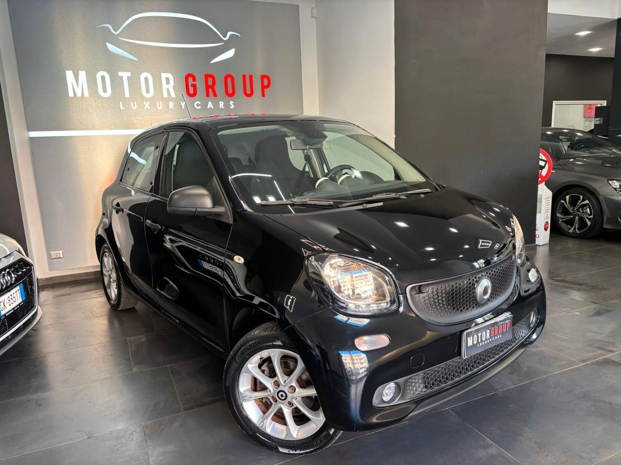 Smart ForFour 70 1.0 twinamic Youngster