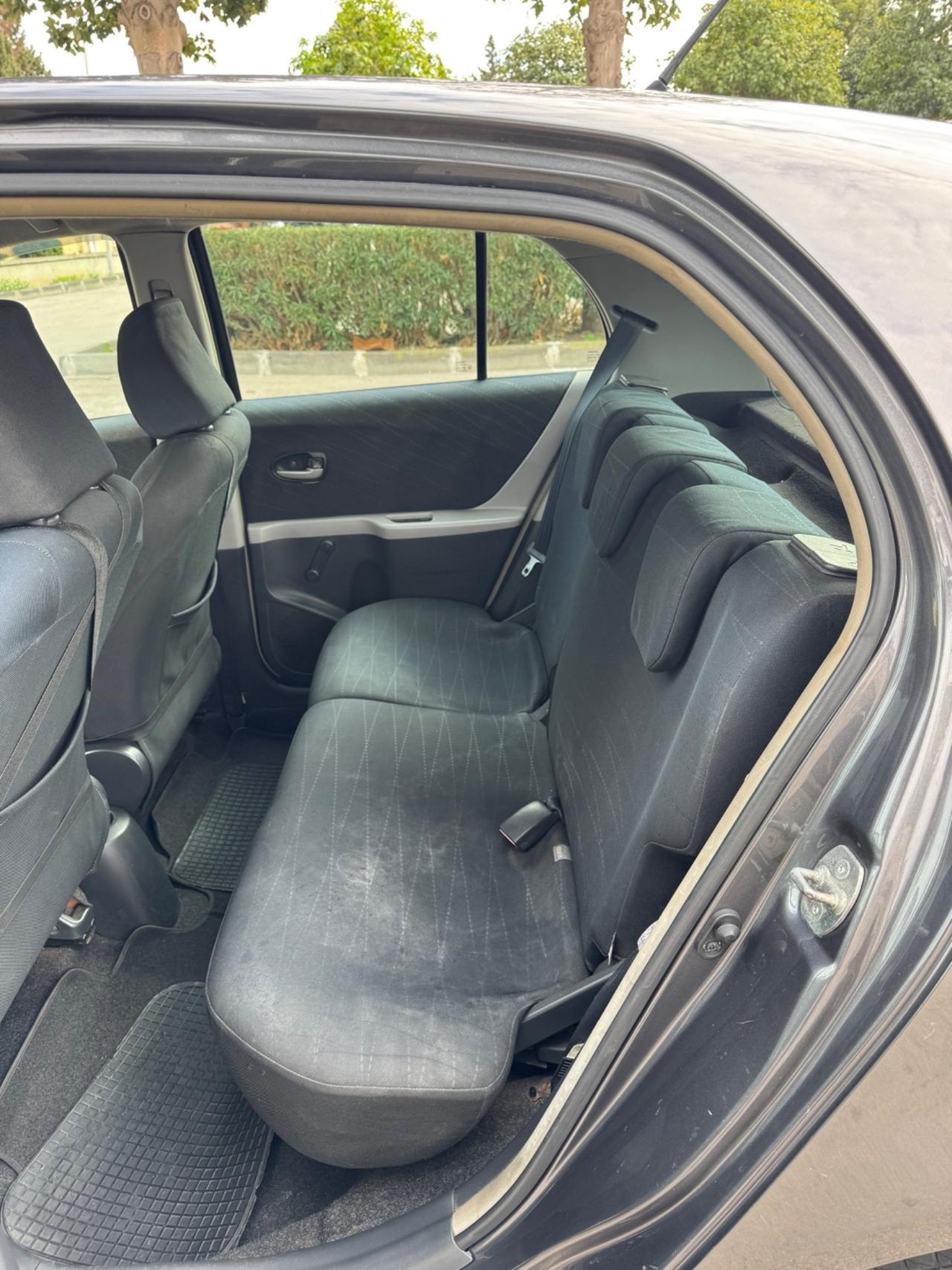 Toyota Yaris 1.4 diesel UNICO PROPRIETARIO