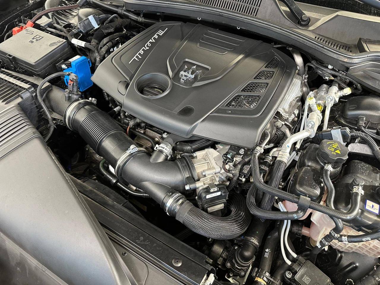 Maserati Ghibli Gransport 330cv