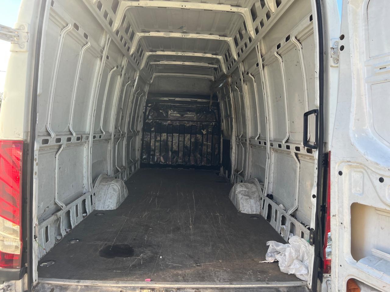 Iveco Daily 35S17V 3.0 HPT