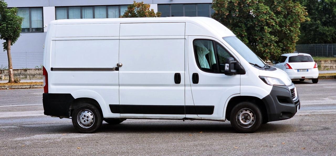 PEUGEOT Boxer 2019 H2 2.2 BlueHDi 140cv