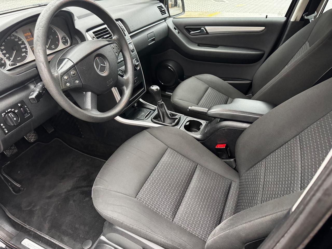 Mercedes-benz B 180 BlueEFFICIENCY neopatentati