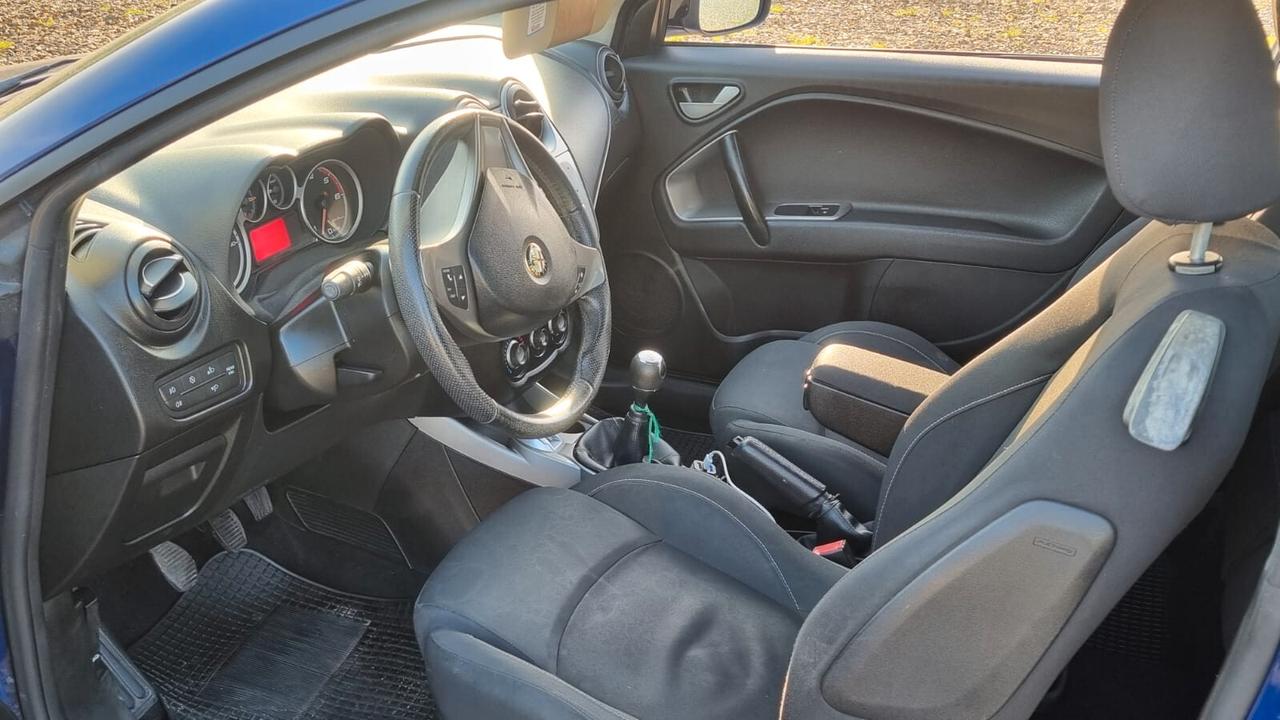 Alfa Romeo MiTo 1.3 JTDm-2 95 CV S&S Distinctive Sport Pack