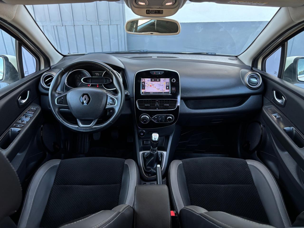 Renault Clio 1.2 benzina.Neopatentati.Garanzia 12mesi