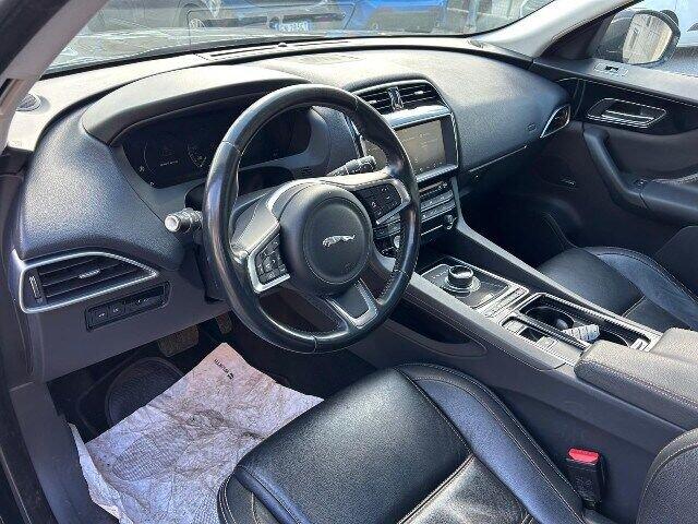 Jaguar F-Pace F-Pace 2.0 D 180 CV AWD aut. Prestige