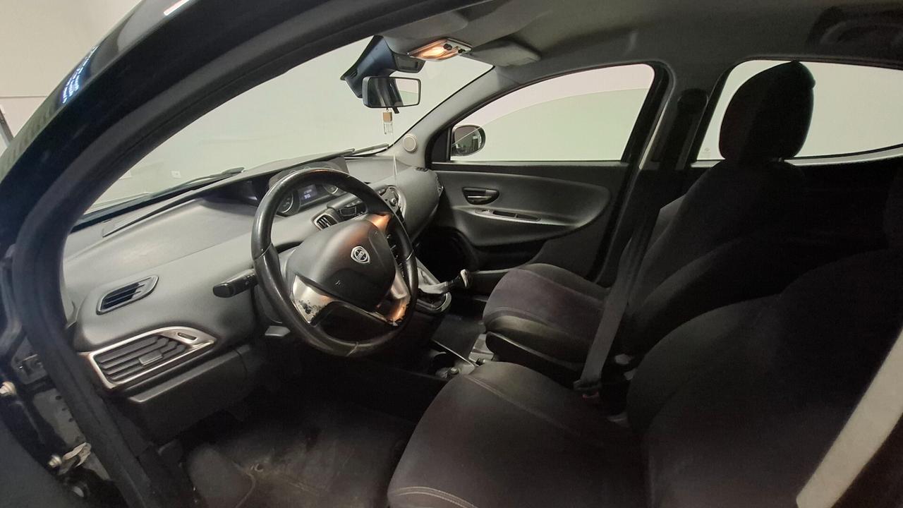 Lancia Ypsilon 1.3 MJT 16V 95 CV 5 porte S&S Gold