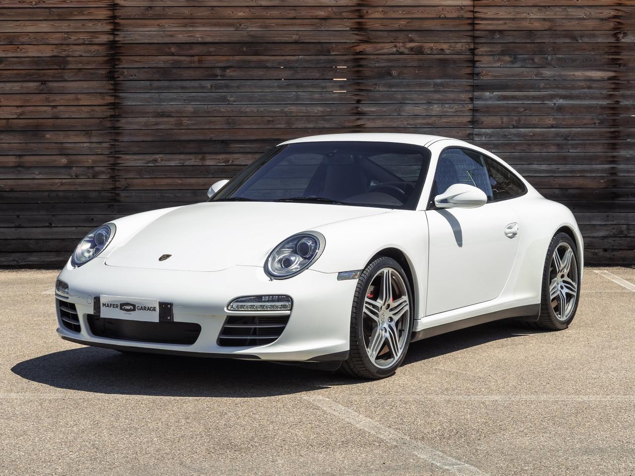 Porsche 911 Carrera 4S Coupé