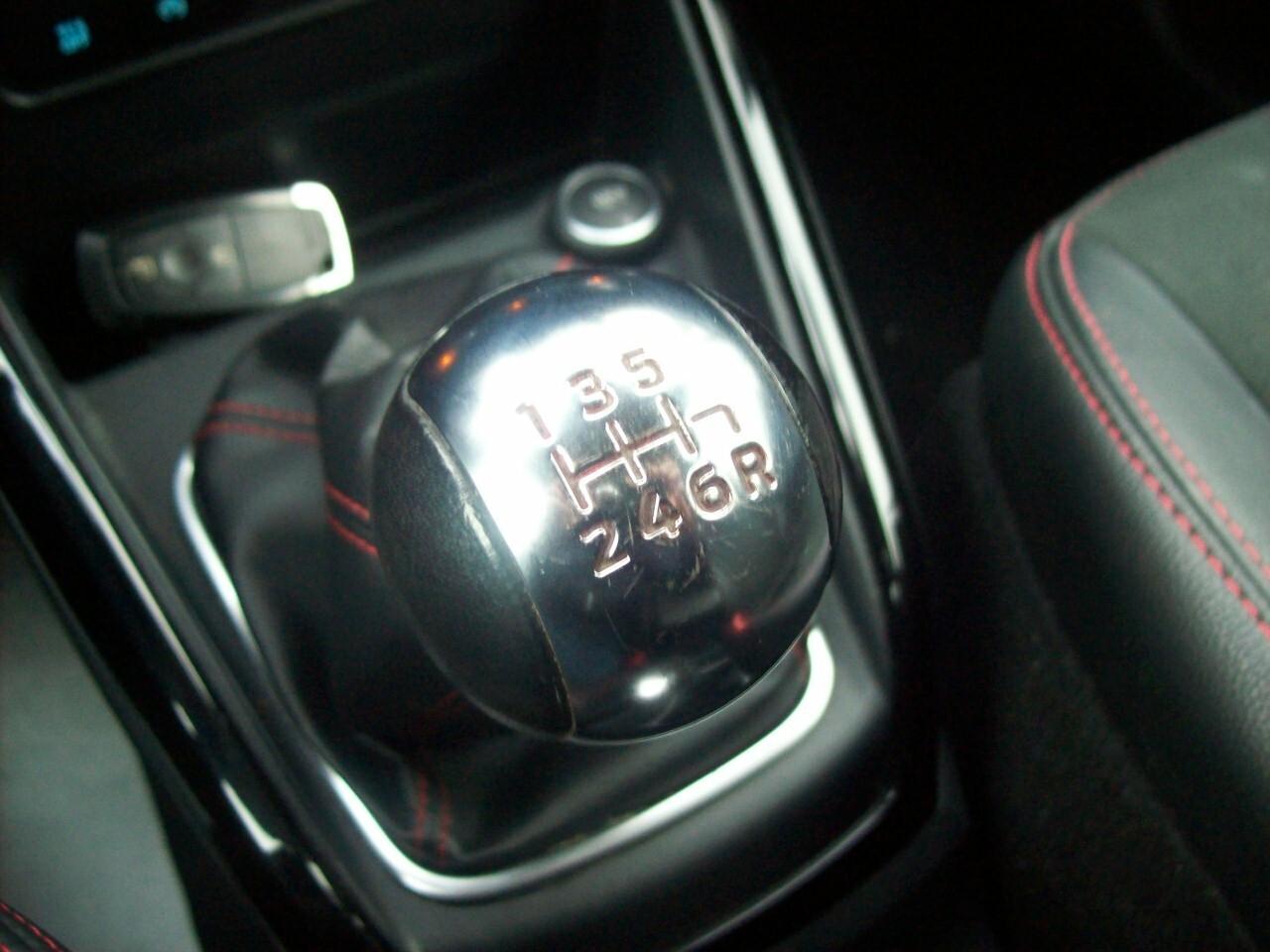 Ford EcoSport 1.0 EcoBoost 100CV ST-Line X